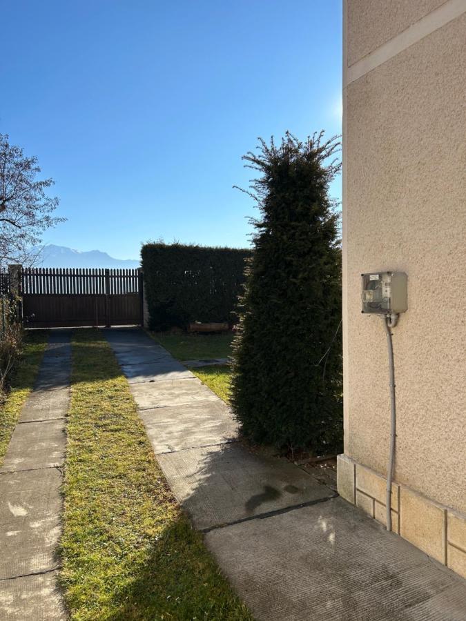 Casa Bunicilor Villa Colonia Sase Martie Eksteriør bilde